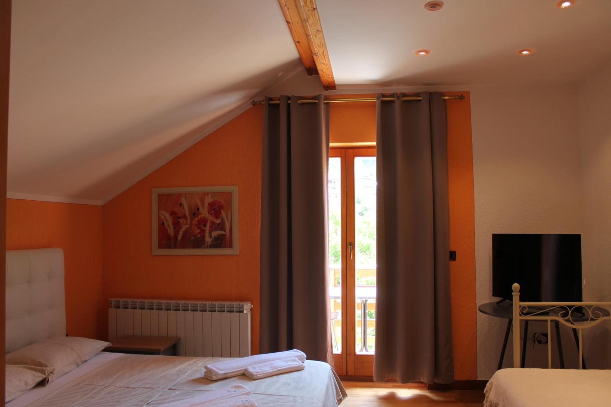 Hotel Tutto Galicnik Bilik gambar